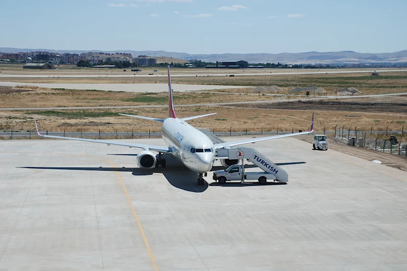 Batman–İzmir uçuşları kış tarifesinde de devam edecek