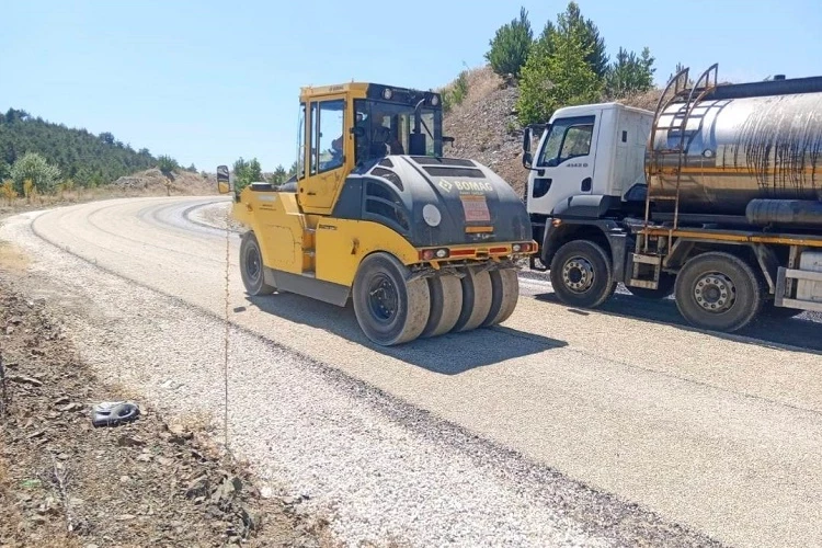 Dağ ilçelerinin yollarına Büyükşehir imzası