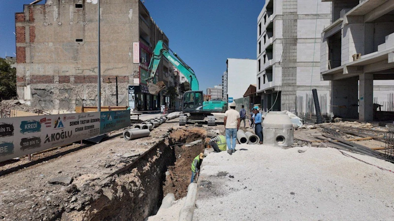 Adıyaman’da JICA-1 Projesi kapsamında Gölbaşı Caddesi’nde altyapı yenileme çalışmaları sürüyor  - Videolu Haber
