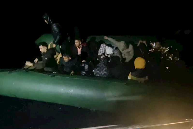Muğla açıklarında 22 düzensiz göçmen kurtarıldı