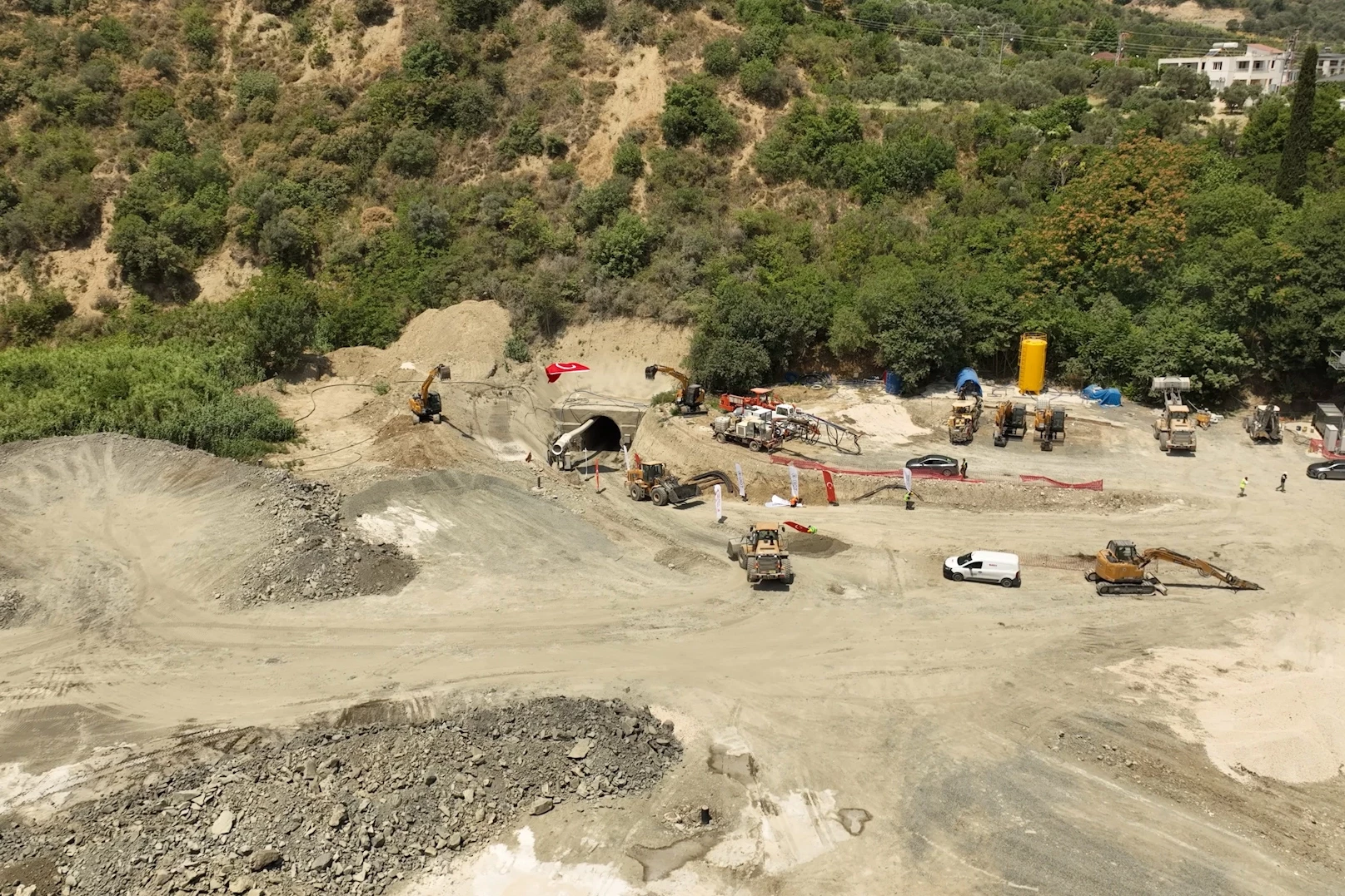 Altyapısı hasar gören Hatay