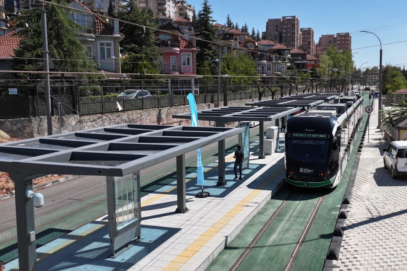Kocaeli Alikahya Tramvay Hattı’nda iki istasyon devrede