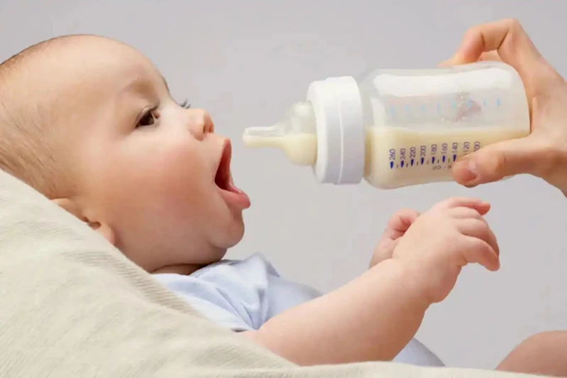 Uzmanlar uyarıyor: 2 yaşa kadar mutlaka bebeğinizi emzirin