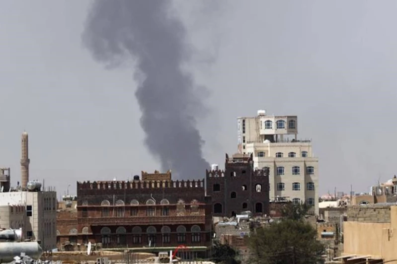 Siyonist rejimden Yemen’e hava saldırısı