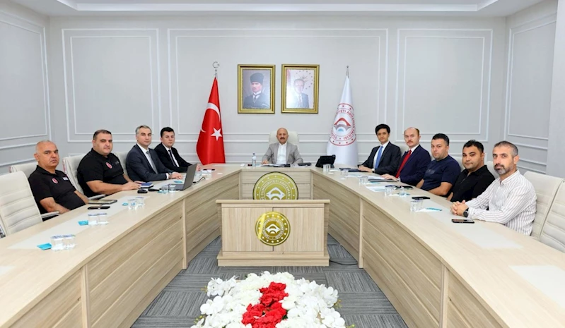 Adıyaman’da vali yardımcıları değerlendirme toplantısı yapıldı 