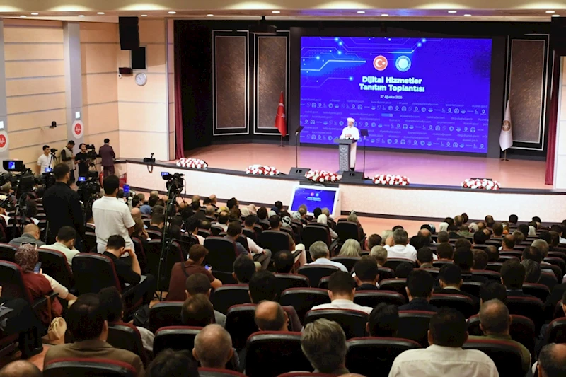 Diyanet İşleri Başkanı Erbaş: Tüm dijital hizmetlerimizi tek bir mobil uygulamada bir araya getirdik