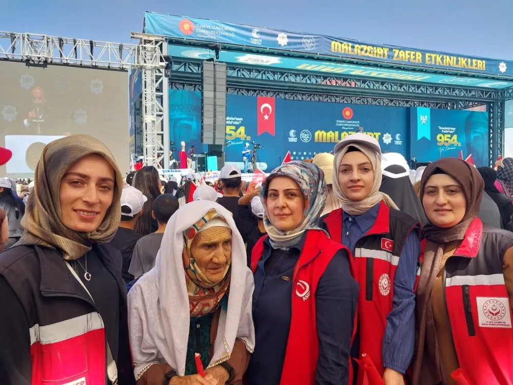 Malazgirt Zaferi’nin 954. Yılında Erzurumlu Hüsna Teyze’nin Duaları Tarihe İz Bıraktı