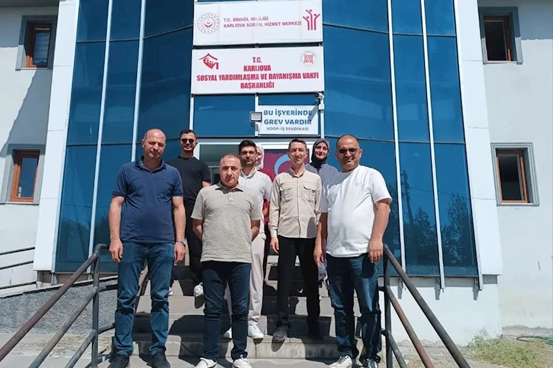 Karlıova SYDV çalışanları greve başladı