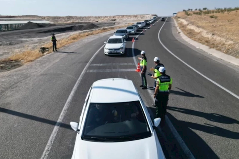Şanlıurfa’da dron destekli trafik denetimi