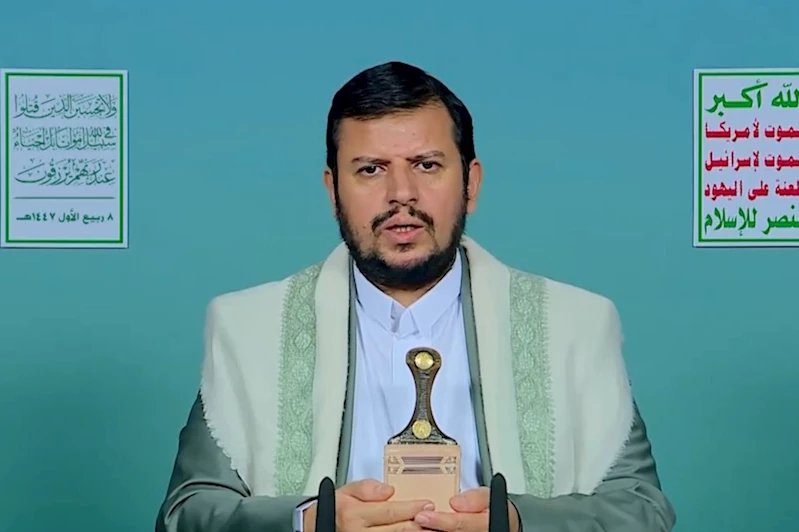 Ensarullah lideri Husi: Güvenlik birimlerimiz, işgalin planlarına karşı iç cepheyi tahkim ediyor