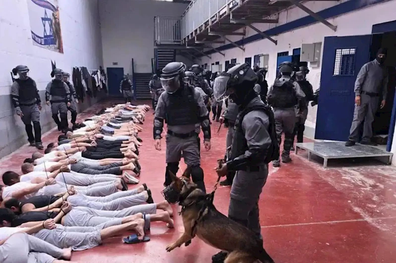 Siyonist zindanlarda şehit olanların sayısı 76