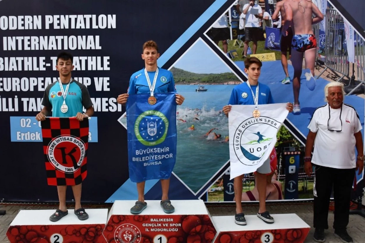 Muhammed Emir Kurtulan’dan Biathle-Triathle’de çifte altın
