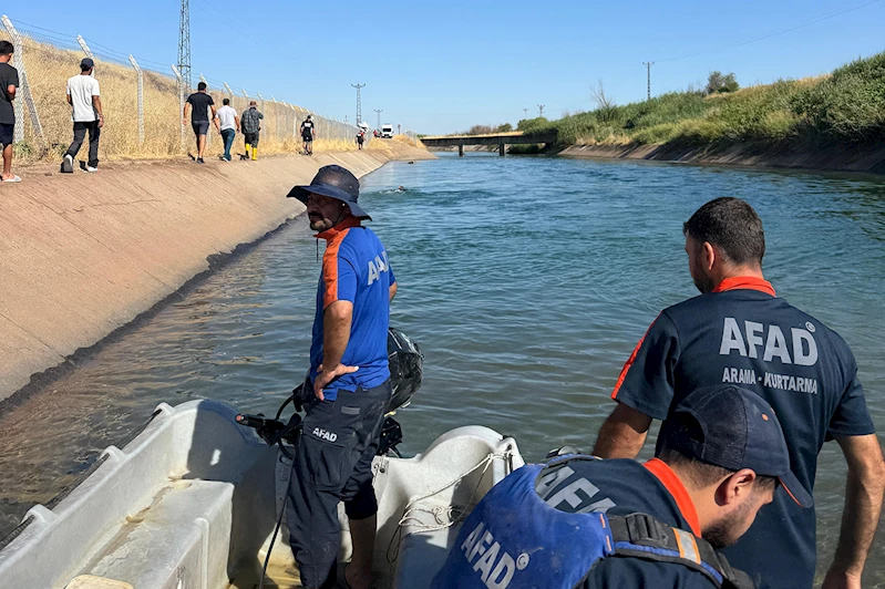 Serinlemek için girdiği su kanalında boğuldu