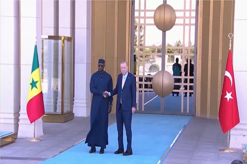Cumhurbaşkanı Erdoğan, Senegal Başbakanı Sonko’yu resmi törenle karşıladı