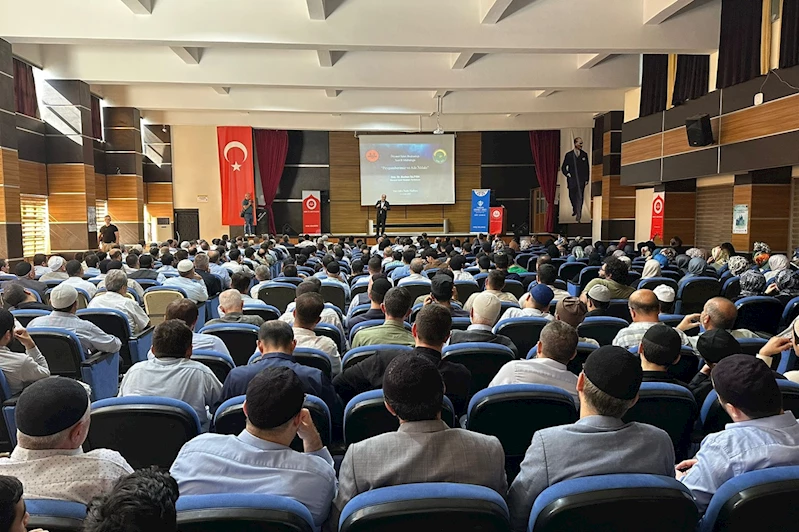 Siirt’te “Hazreti Peygamber ve aile ahlakı” konferansı: 