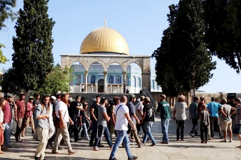 Siyonist Yahudiler Mescid-i Aksa