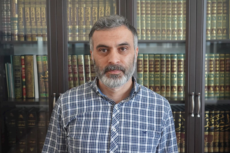 Gençlik, kimlik ve kulluk: İstikamet üzere bir hayat