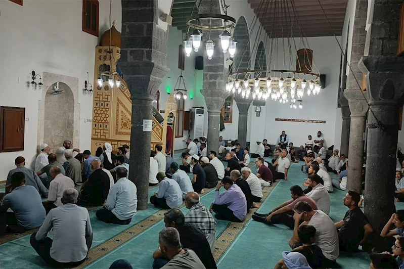 Siverek’te Gazze için eller semaya kalktı