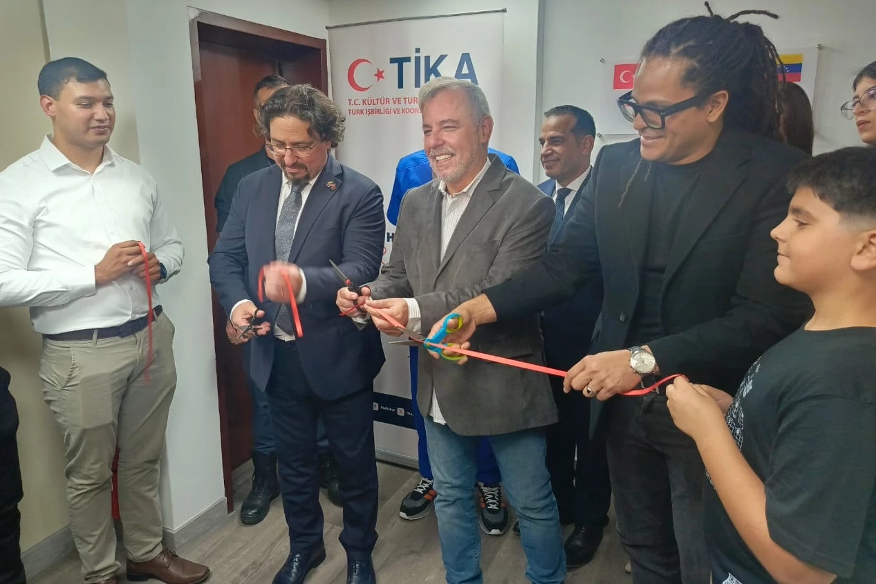 Teresa Carreño Tiyatrosu sanatçıları son teknoloji sağlık tesislerinden yararlanıyor