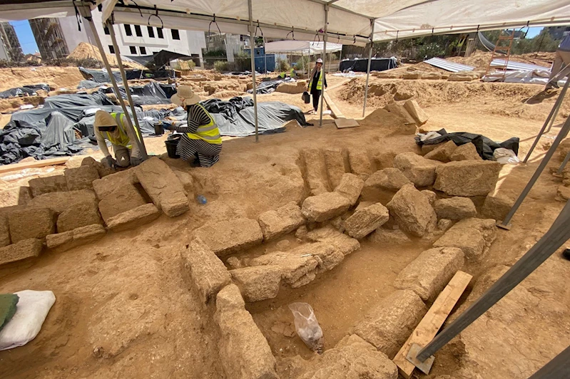 Gazze, kültürel hazinesini kaybediyor: İşgalciler bombalarla tarihini yok ediyor