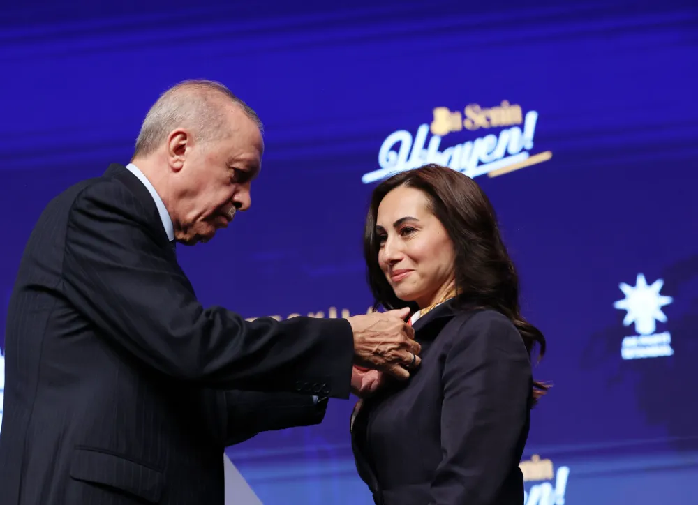 Özlem Vural Gürzel AK Parti’ye Katıldı: “Beykoz’a Hizmette Sınırımız Olmayacak”