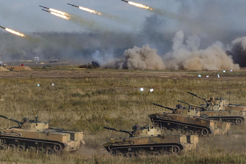 Orta Asya’da geniş kapsamlı askeri tatbikat 