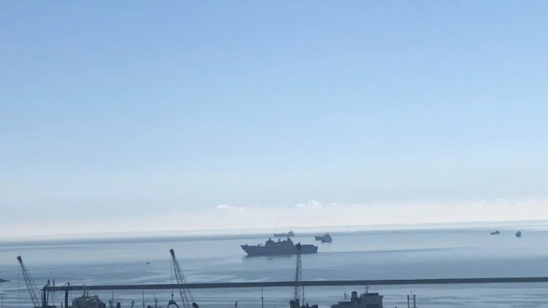 Kocaeli Kandıra’da kargo gemisi karaya oturdu