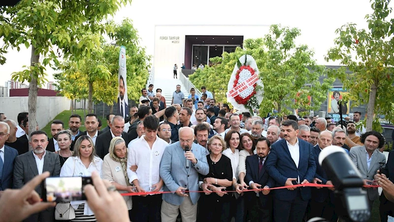 Ferdi Tayfur müzesi açıldı