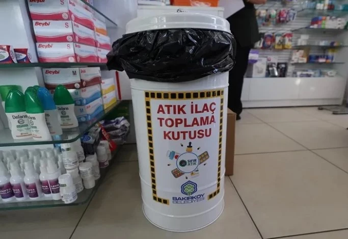 Bakırköy’de Atık İlaçlar Güvenle Toplanıyor