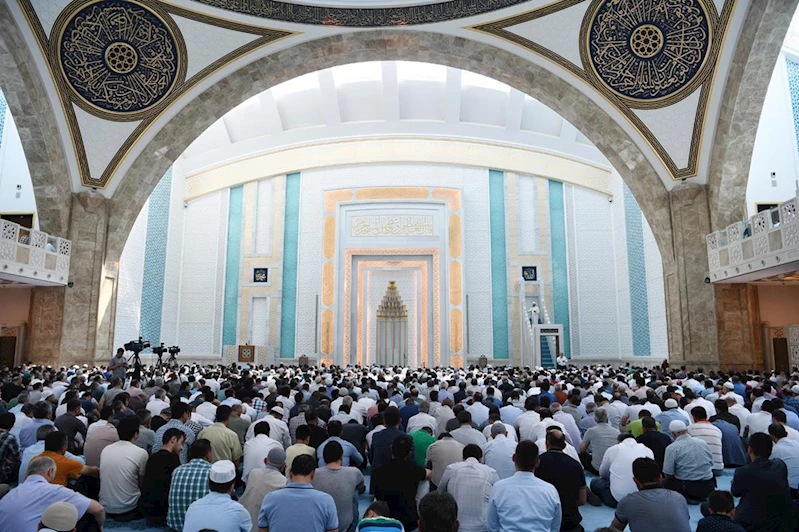 Cuma hutbesi: Peygamber Efendimizin ticaret ahlakı