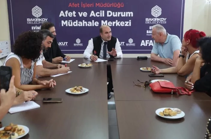 Bakırköy’de Muhtarlarla Deprem Hazırlık Toplantısı Yapıldı