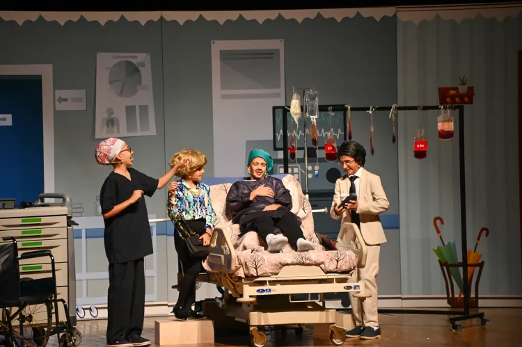 Konya Selçuklu’da ‘Paldır Güldür’ Sahne Aldı