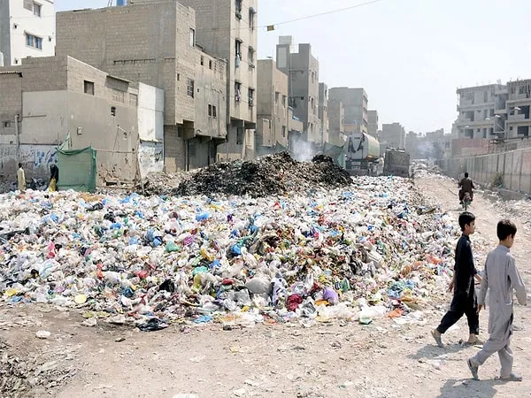  Kampala, Dünyanın En Kirli Şehirlerinden Biri Oldu