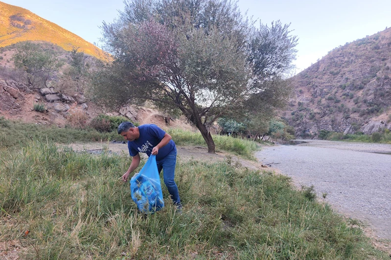 Uludere Heftborî Vadisi’nde çevre temizliği seferberliği