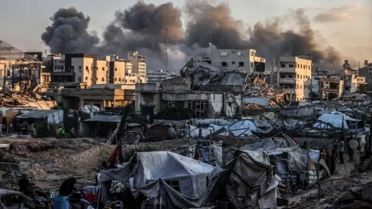 İsrail Gaza City’ye Saldırısını Sürdürdü: 34 Filistinli Hayatını Kaybetti