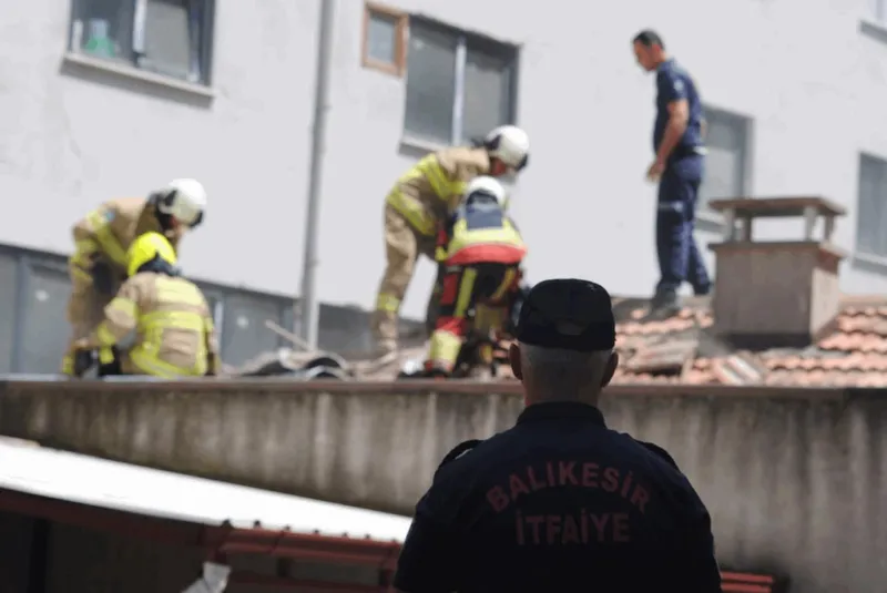 Büyükşehir İtfaiyesi 3 Ayda 3 Bin 943 Olaya Koştu