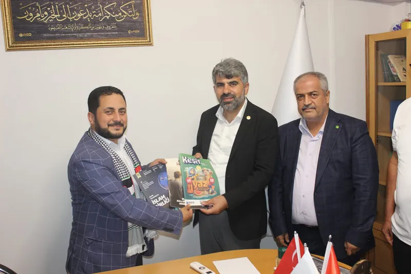 HÜDA PAR heyetinden Anadolu Gençlik Derneği