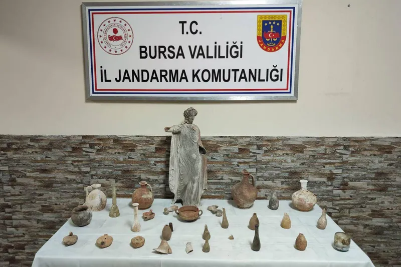 Bursa’da tarihi eser operasyonu: 2 gözaltı