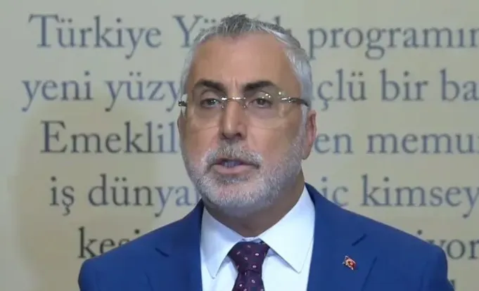 Bakan Işıkhan: İşitme Engellilerin Yanındayız