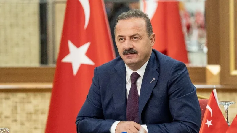 Anahtar Partisi Genel Başkanı Yavuz Ağıralioğlu Kars