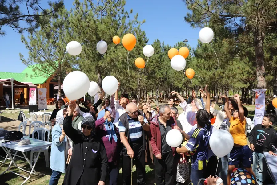Alzheimer Farkındalık Günü Etkinlikleri Başladı