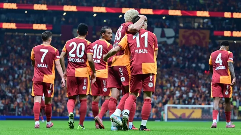 Galatasaray fırtınası sürüyor: 6’da 6 ile zirvede fark açtı