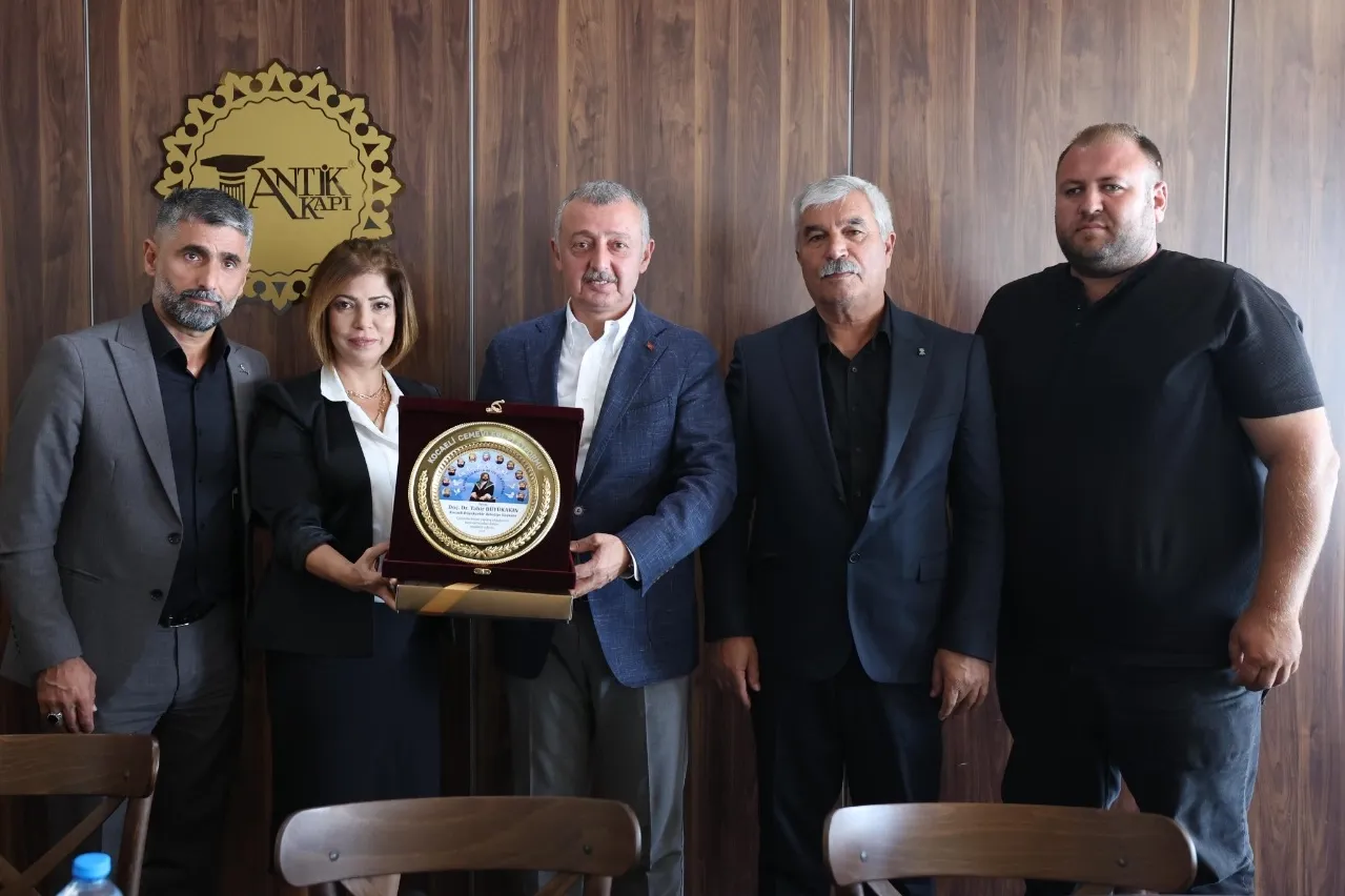 Cemevlerinden Kocaeli