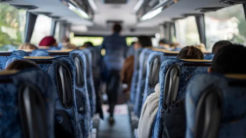 Adıyaman’da polis ekiplerinden emniyet kemeri uyarısı  - Videolu Haber