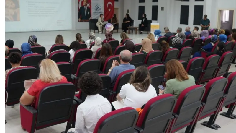 Adıyaman Kadın Çalıştayı: ‘Kadınlar karar mekanizmalarında yer almalı’  - Videolu Haber