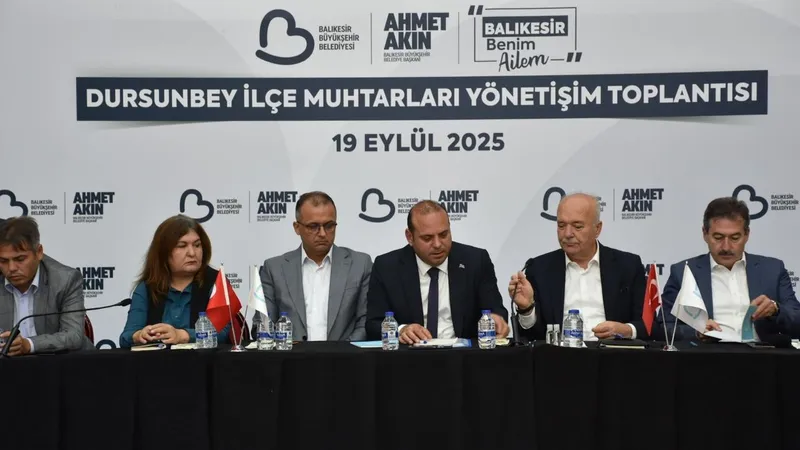 Balıkesir Büyükşehir Dursunbey’de muhtarlarla buluştu
