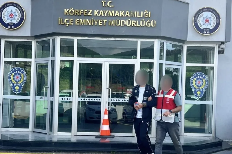 Kocaeli’de hırsızlık suçundan aranan şahıs yakalandı