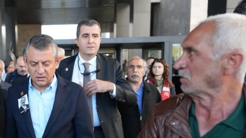 Selçuk Tengioğlu Tahliye Edildi: CHP Genel Başkanı Özgür Özel