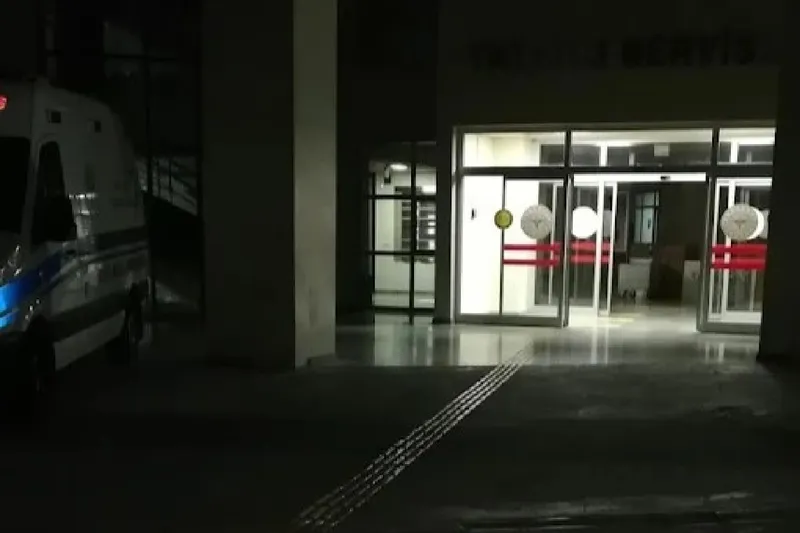 Mersin’de apartman balkonundan düşen çocuk hayatını kaybetti