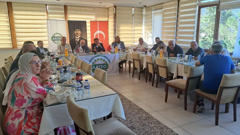 Artvin TSO Meclis Başkanı Yıldırım: Sorunları yerinde dinlemek ve birlikte çözüm üretmek istiyoruz